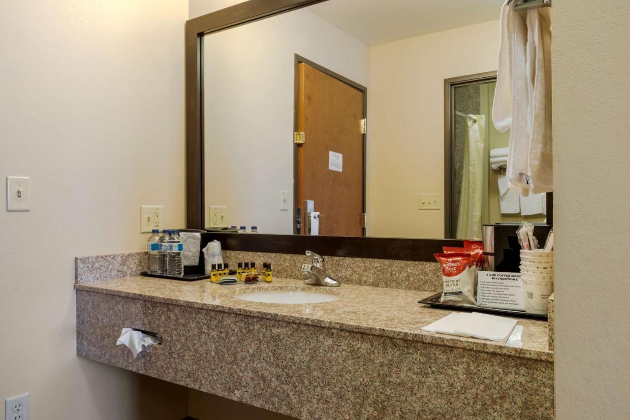 Best Western Plus Red River Inn Clarendon Eksteriør bilde